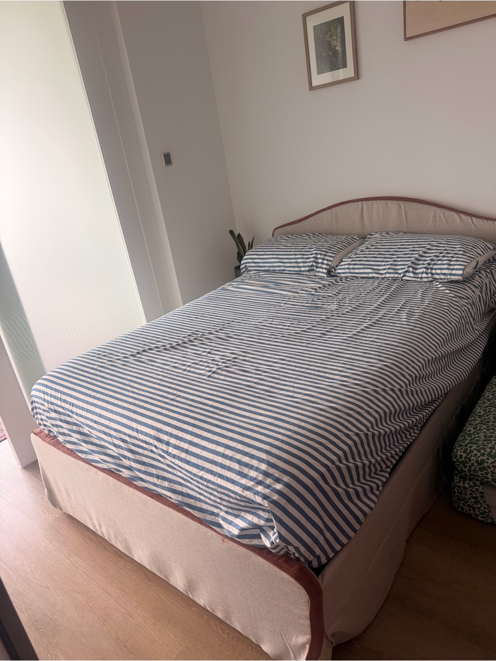 IKEA Ramnefjall full bed with custom sienna border